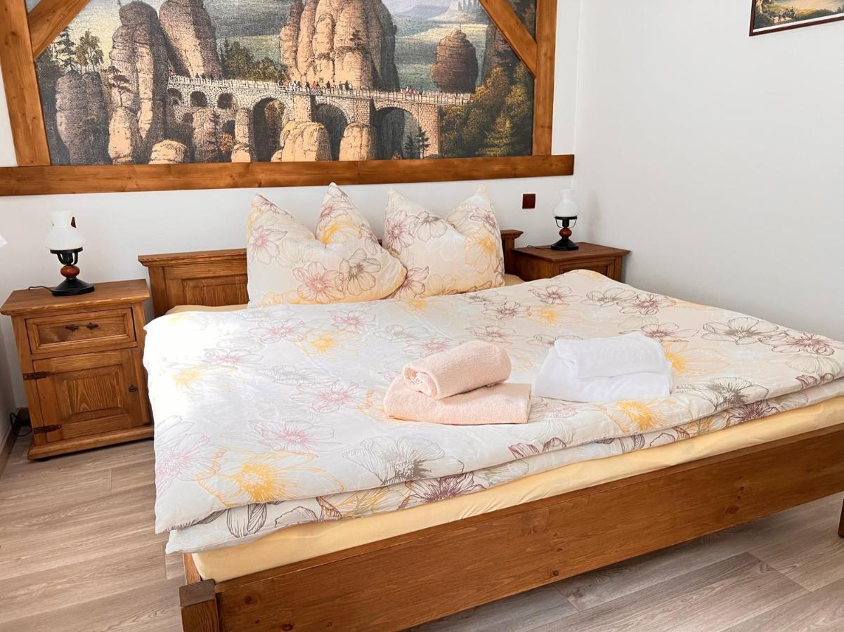 Pension Pod Skalou Hrensko Bagian luar foto