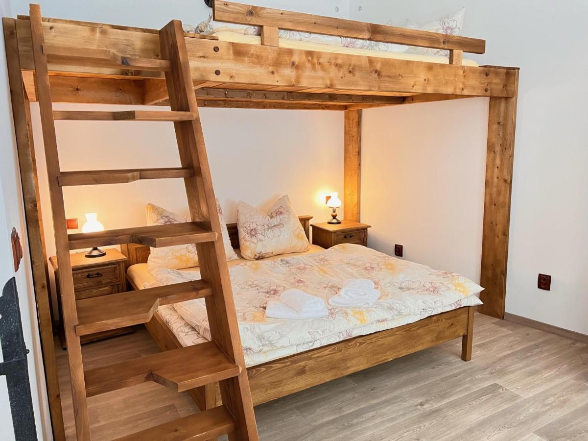 Pension Pod Skalou Hrensko Bagian luar foto