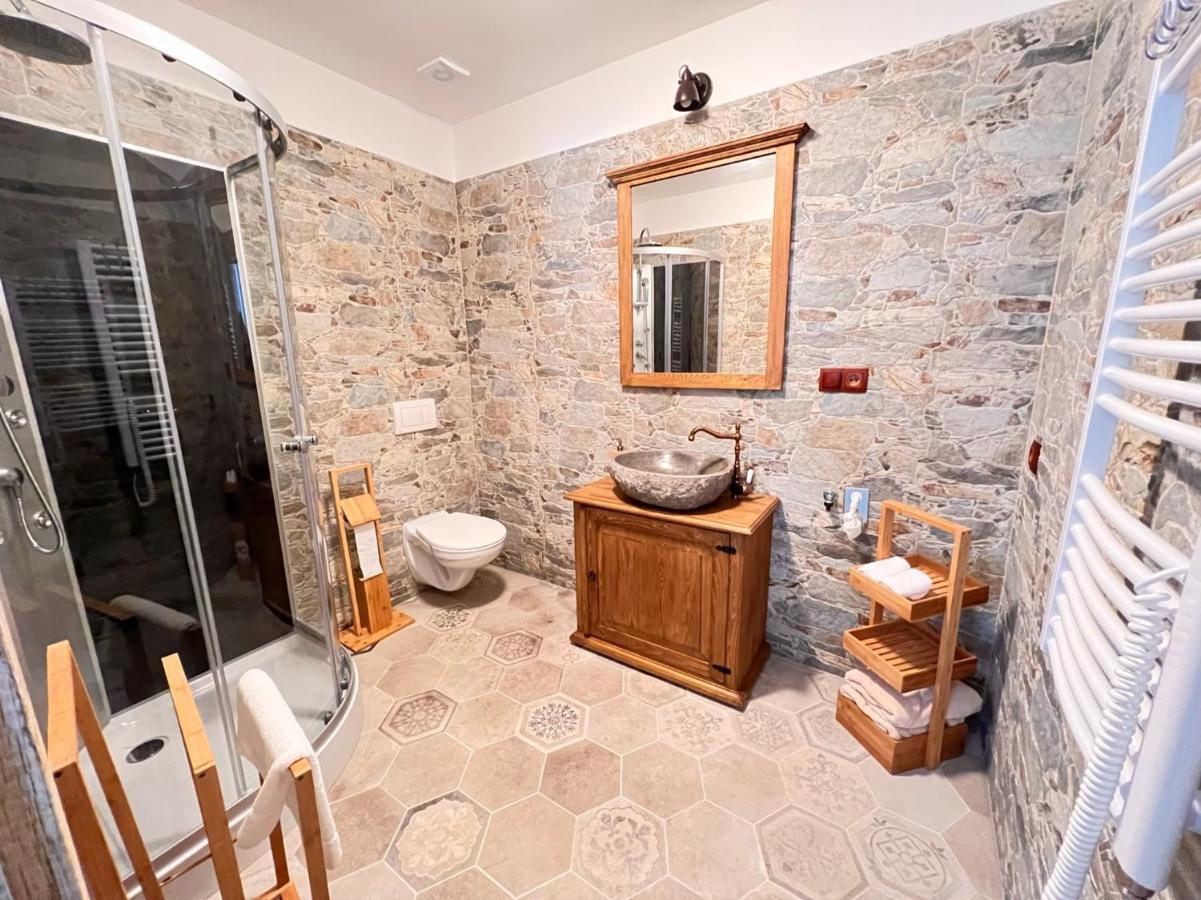 Pension Pod Skalou Hrensko Bagian luar foto