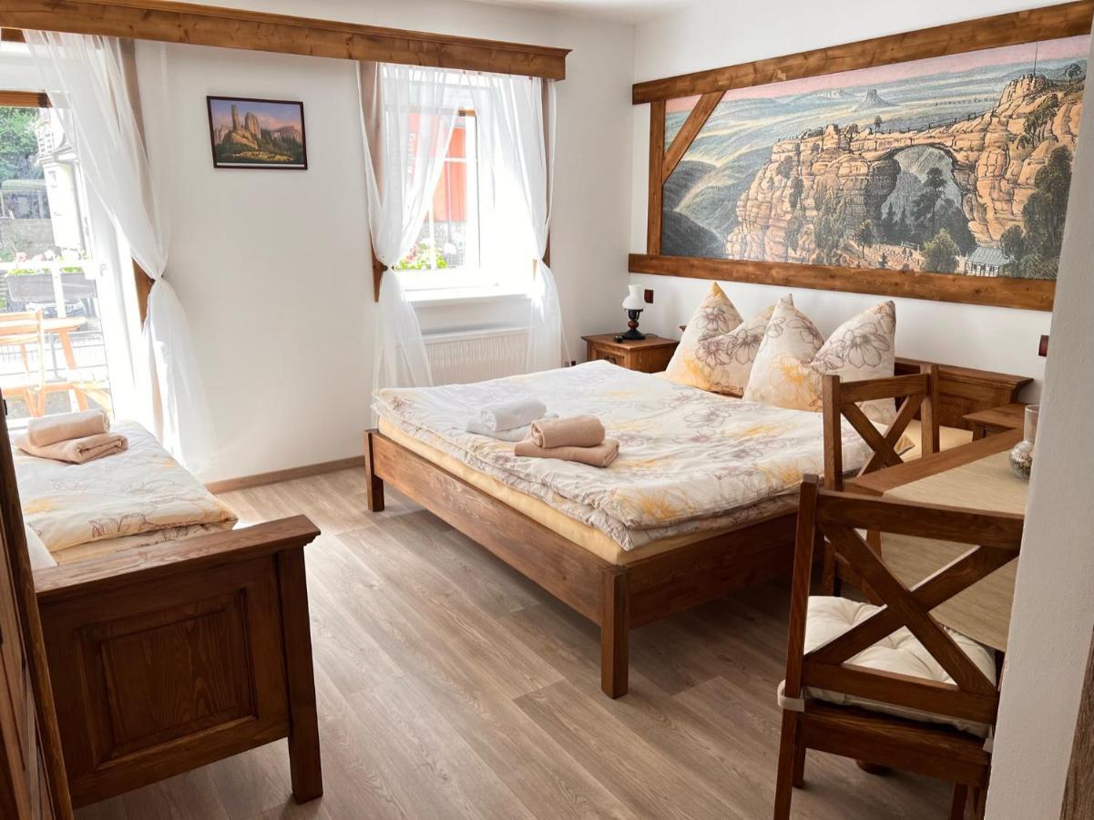 Pension Pod Skalou Hrensko Bagian luar foto