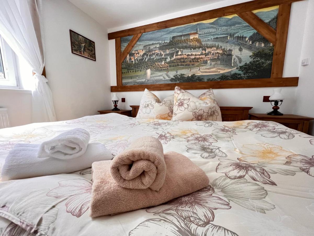 Pension Pod Skalou Hrensko Bagian luar foto